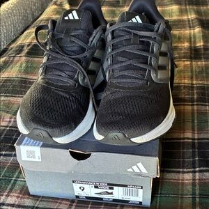 Adidas Women’s Ultrabounce Running Shoes